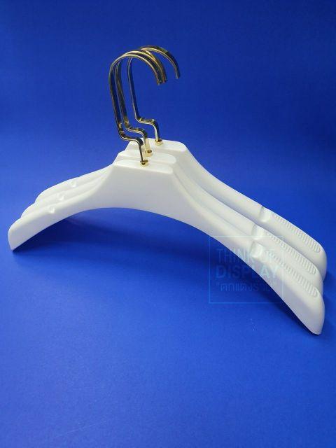 ไม้แขวนเสื้อ ไม้แขวนเสื้อพลาสติกสีขาว No.228 แพ็คละ12 ชิ้น - thumbnail 3