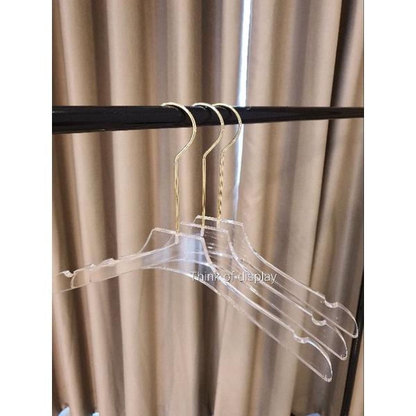 ไม้แขวนเสื้ออะคริลิคใส ไม้แขวนชุดแต่งงาน A01 แพ็คละ 1 ชิ้น/แพ็คละ 3 ชิ้น - thumbnail 8