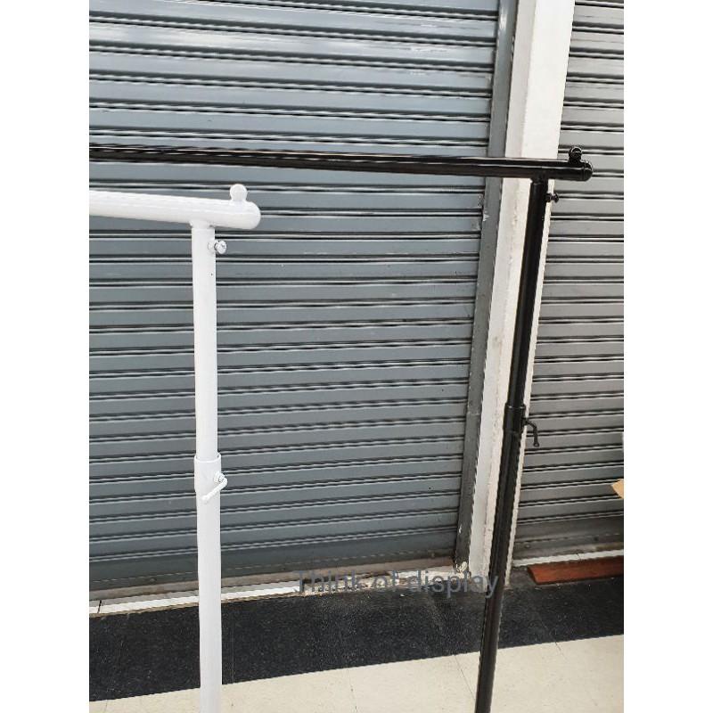 ราวแขวนผ้า ราวโชว์เสื้อผ้า ราวหัวลูกปืน สีขาว/ดำ ยาว 80cm. - thumbnail 3