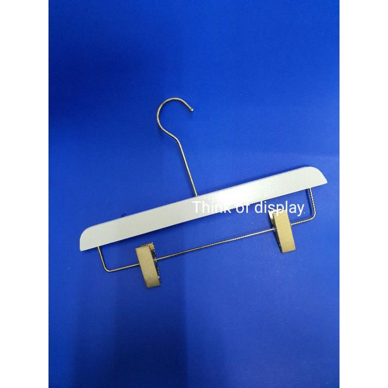 ไม้แขวนกางเกง ไม้สีขาว DU08-w ไม้หนีบกางเกง กระโปรง แพ็คละ 12 อัน และแพ็ค 6 อัน - thumbnail 3