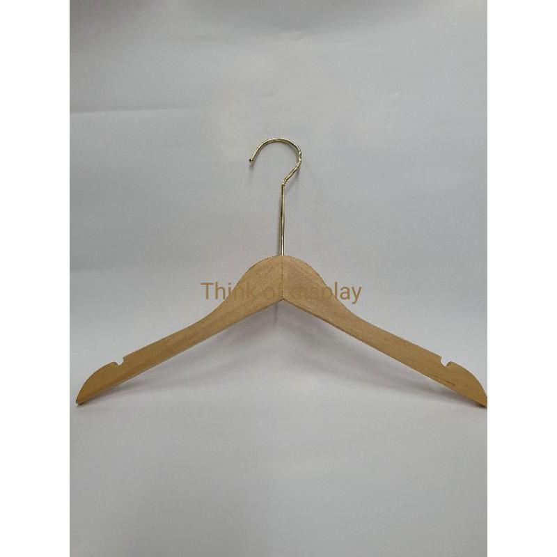 ไม้แขวนไม้แท้ ไม้แขวนเสื้อไม้ตะขอยาว ไม้แขวนบูติค ไม้แขวนไฮโซ แพ็คละ 12ชิ้น และ แพ็คเล็ก 6 ชิ้น - thumbnail 2