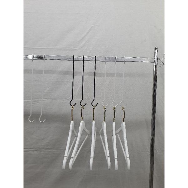 ตะขอโชว์สินค้า ตะขอแขวนไม้แขวนเสื้อ ตกแต่งราวแขวนเสื้อ แพ็คละ 3 อัน - thumbnail 7