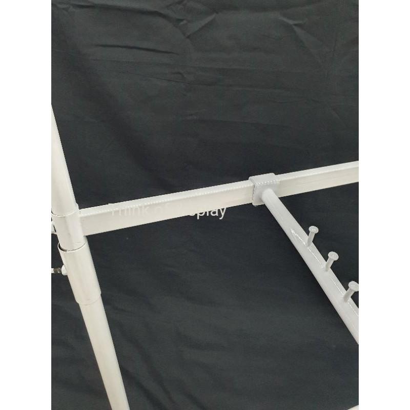 ราวแขวนเสื้อผ้า ราวแขวนผ้าประหยัดเนื้อที่ ราวโชว์เสื้อ 2 ชั้น ราวเดี่ยว 2 ชั้น รุ่นขา A / ขาม้วน มีสีขาว/ดำ - thumbnail 5