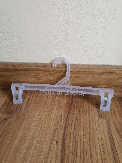 ไม้แขวนพลาสติกหนีบกางเกง ไม้แขวนกางเกง ไม้แขวนพลาสติก 707 แพ็คละ 12 อัน - thumbnail 7