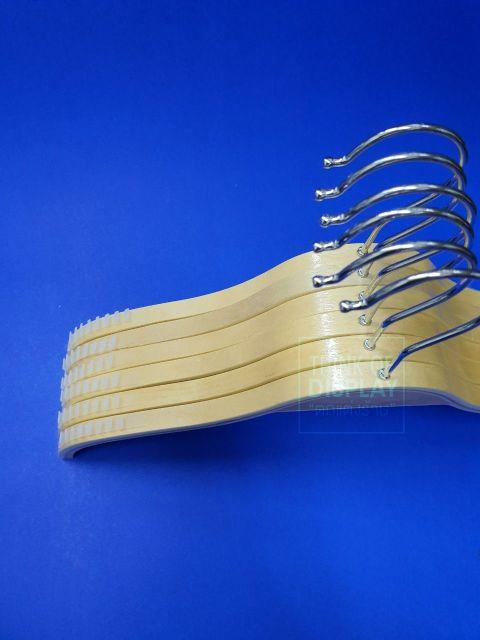 ไม้แขวนเสื้อเด็ก รุ่นซาร่าไม้แท้ สำหรับเสื้อเด็ก  แพ็คละ 12 อัน - thumbnail 2