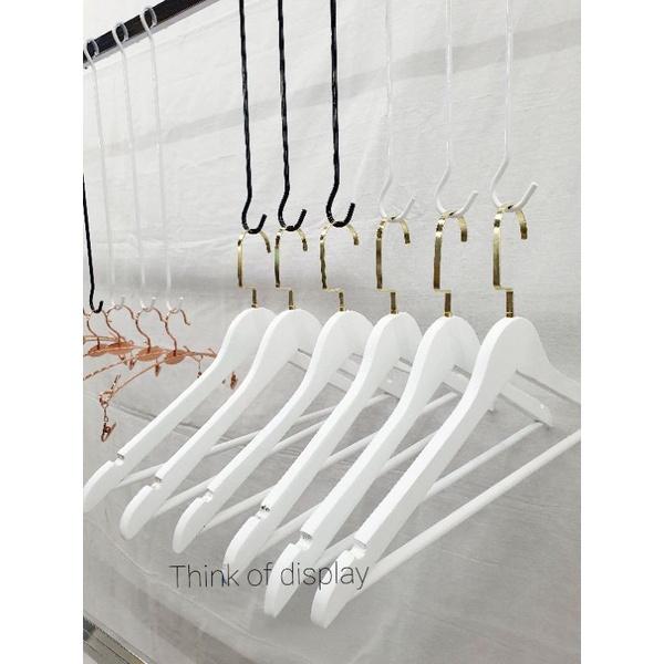 ตะขอโชว์สินค้า ตะขอแขวนไม้แขวนเสื้อ ตกแต่งราวแขวนเสื้อ แพ็คละ 3 อัน - thumbnail 3