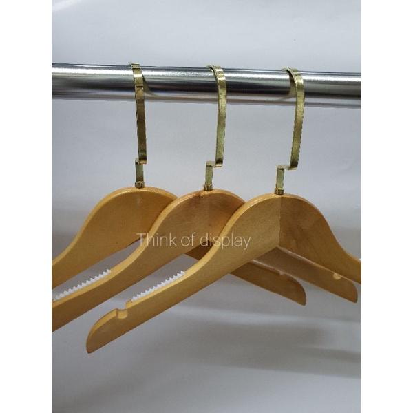 ไม้แขวนเสื้อเด็กไม้แท้ ตะขอยาว/ตะขอCสั้น  แพ็คละ 6 อันและแพ็คละ 12 อัน - thumbnail 3