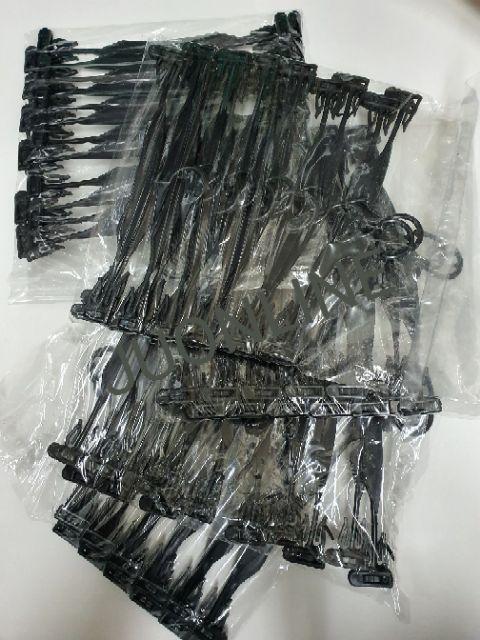 ไม้แขวนชุดชั้นใน ไม้หนีบชุดชั้นใน ดำ มีป้ายและไม่มีป้าย 007 แพ็คละ 12 ชิ้น - thumbnail 4