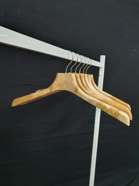 ไม้แขวนพลาสติกลายไม้ ไม้แขวนหัวเหล็กลายไม้ แพ็คละ 12 อัน - thumbnail 5