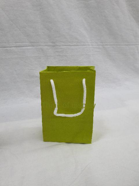 ถุงกระดาษหูเชือก #8 ถุงกระดาษสี แพ็คละ 50 ใบ - thumbnail 7