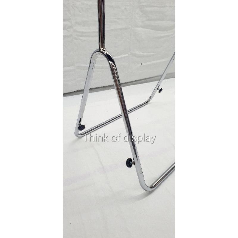 ราวโชว์เสื้อ ราวแขวนเสื้อเหล็กหนาพิเศษ สีเงิน RC 101ขนาด 60cm. - thumbnail 3